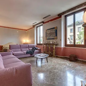 Fiorenza Historical By Mamo Apartment Florence